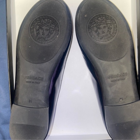 Versace Flats - Picture 6 of 8